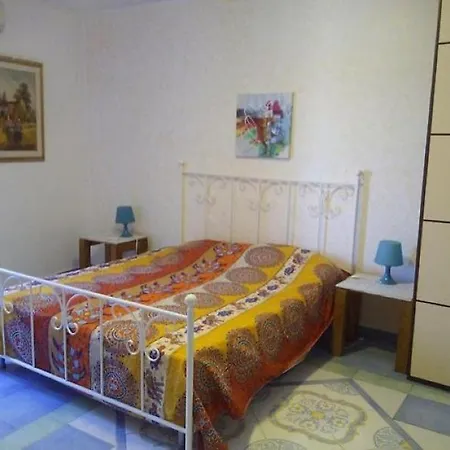 L'aranceto Bed & Breakfast Piano di Santa Laura